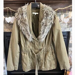 Ann Taylor LOFT Olive Green Jacket with Faux Fur Collar Large